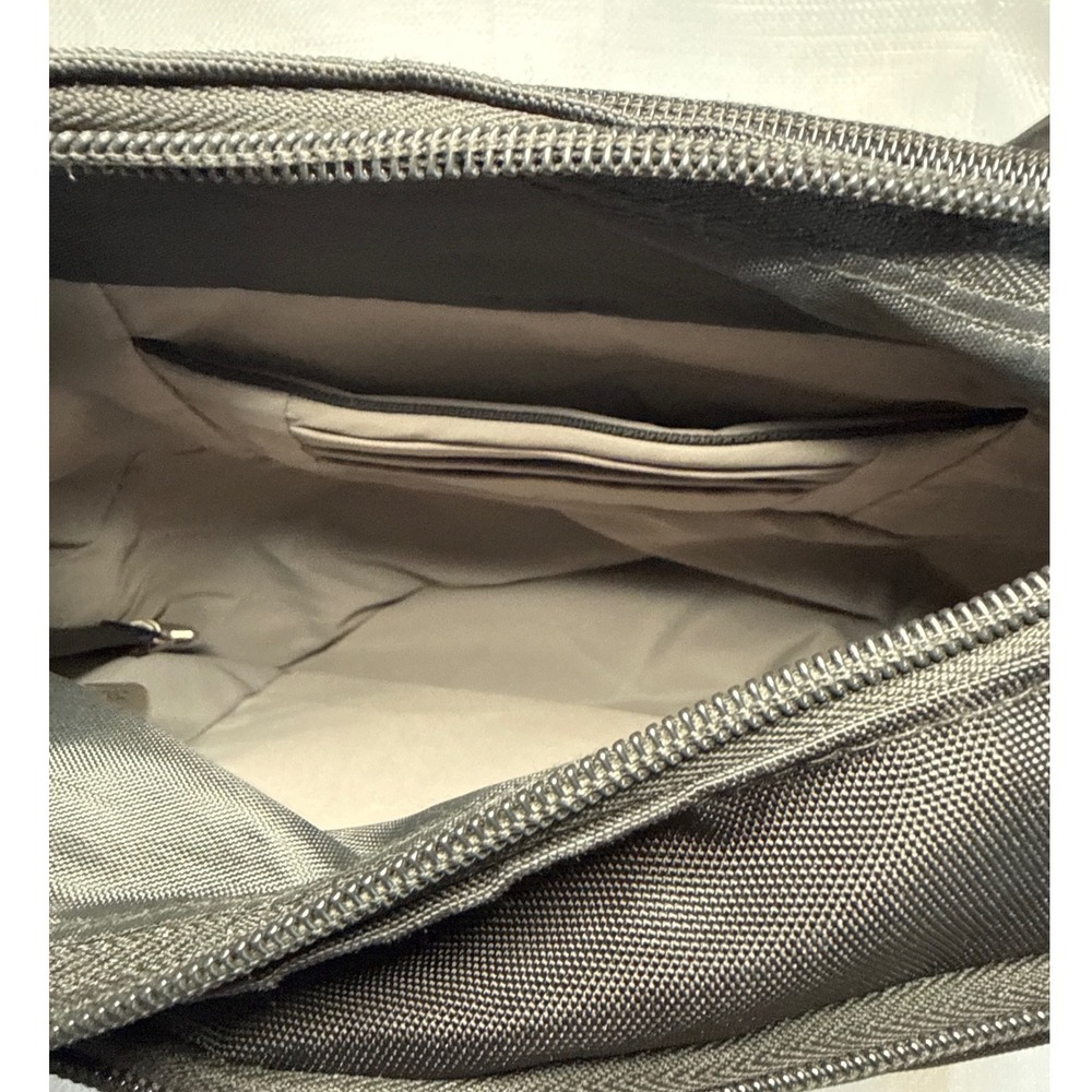 Travelon Anti-Theft Classic Messenger Bag Black Nylon Crossbody Travel Purse - Picture 8 of 9